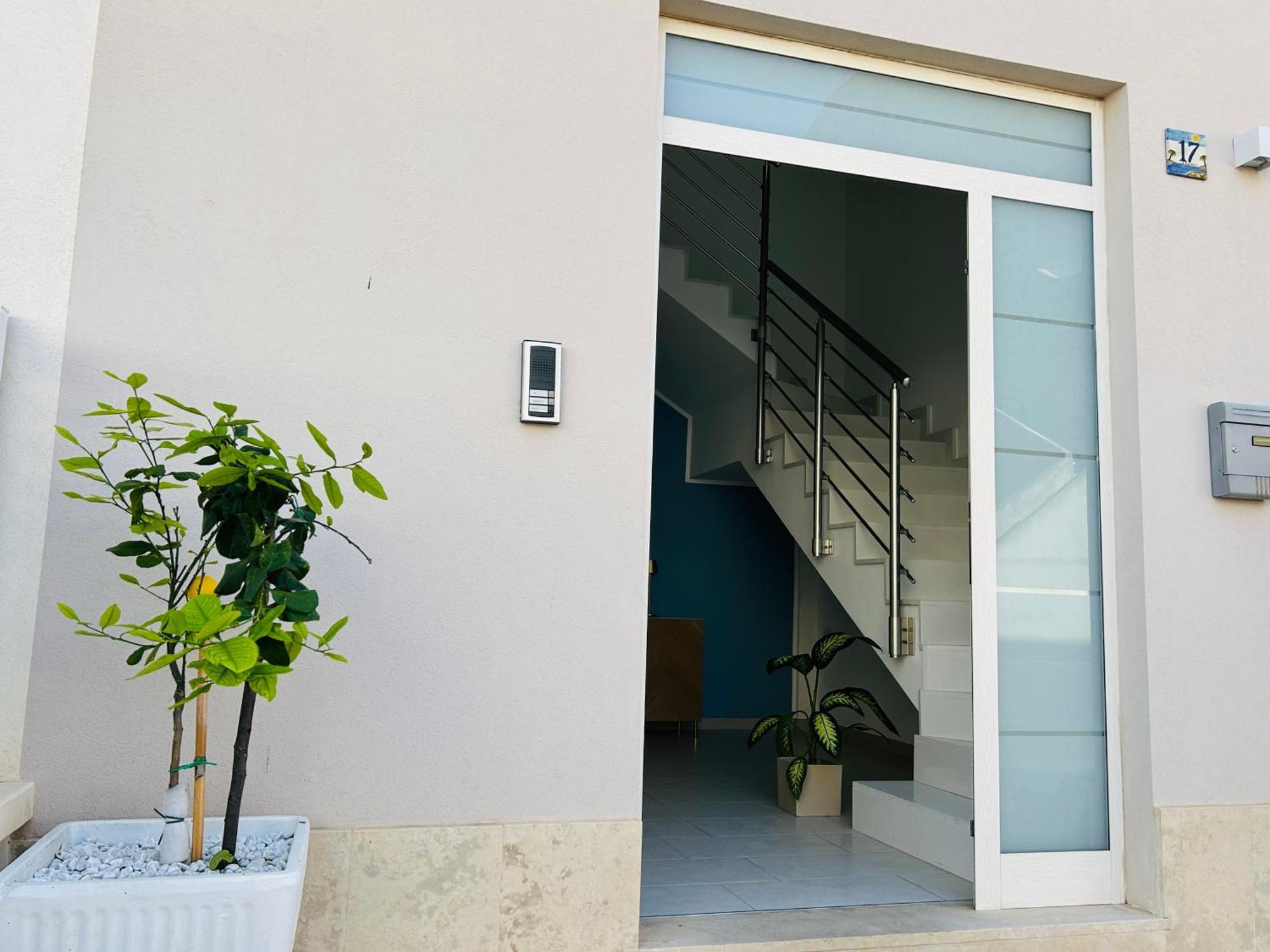 Sealands 50 Meters From The Sandy Beach With Wifi Avola Exterior foto