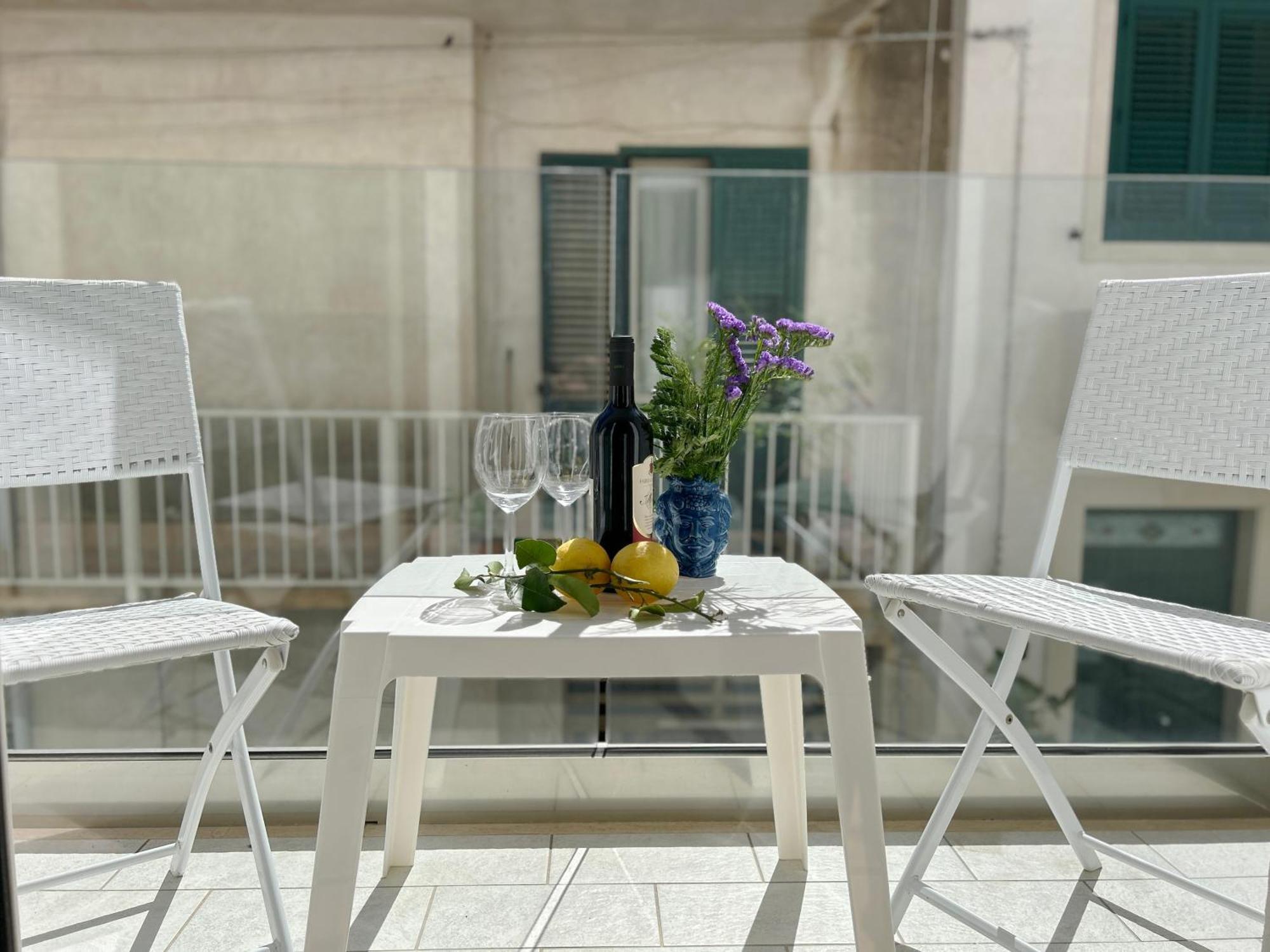 Sealands 50 Meters From The Sandy Beach With Wifi Avola Exterior foto